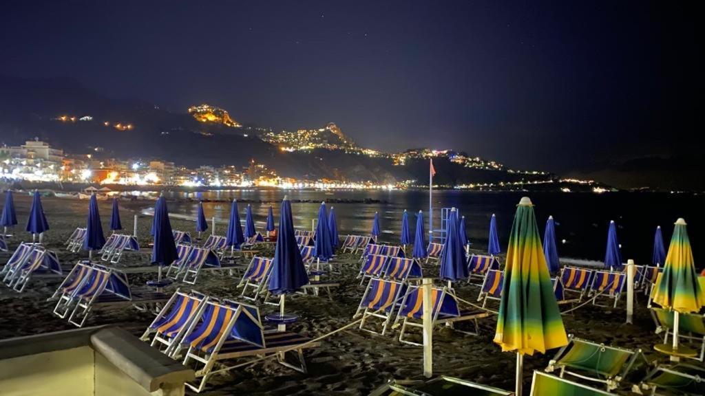 Appartamento Taormina Giardini-Naxos Exterior foto